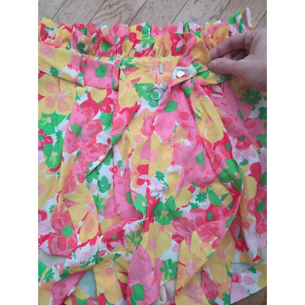 For Love & Lemons Women's Miranda High Waist  Paperbag Shorts Small  Floral - Picture 3 of 6